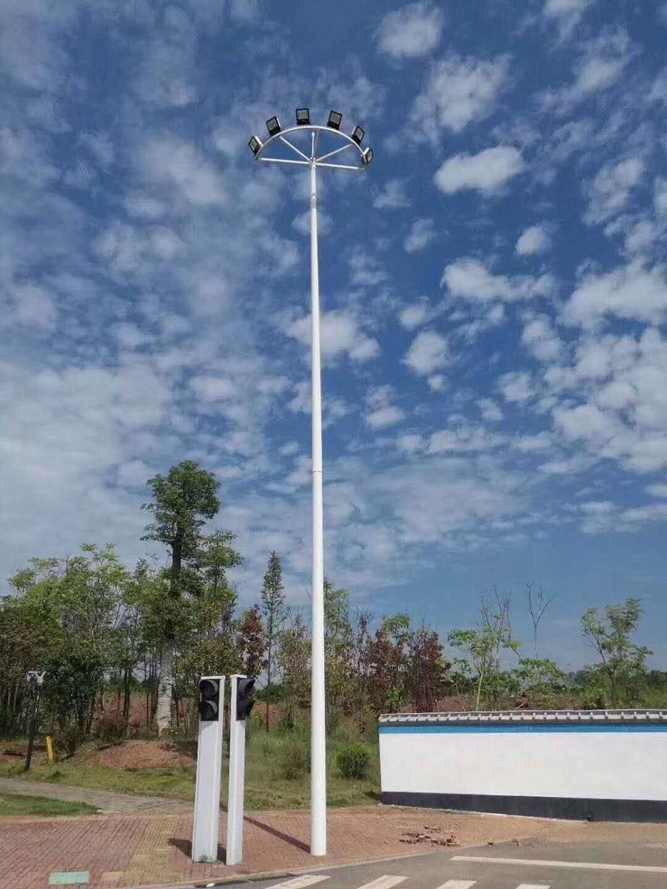 Lampu Tiang Tinggi (2)